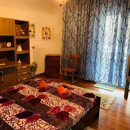 House Mario'S Airport 2 Apartment Spáta Екстериор снимка